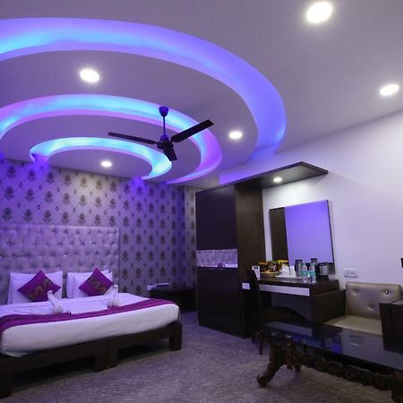 Hotel Surya International Delhi  Eksteriør billede