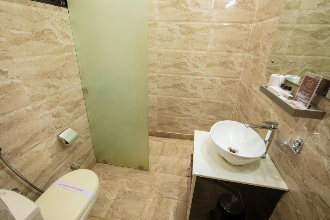 Hotel Surya International Delhi  Eksteriør billede