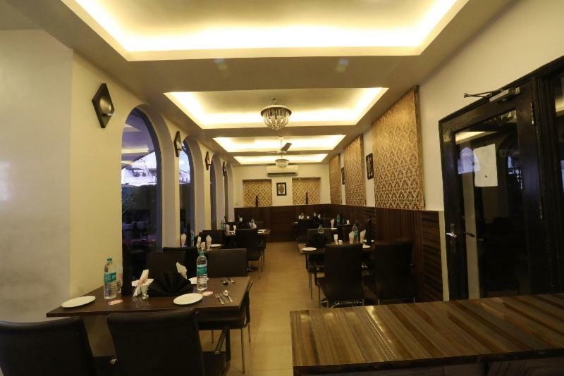 Hotel Surya International Delhi  Eksteriør billede